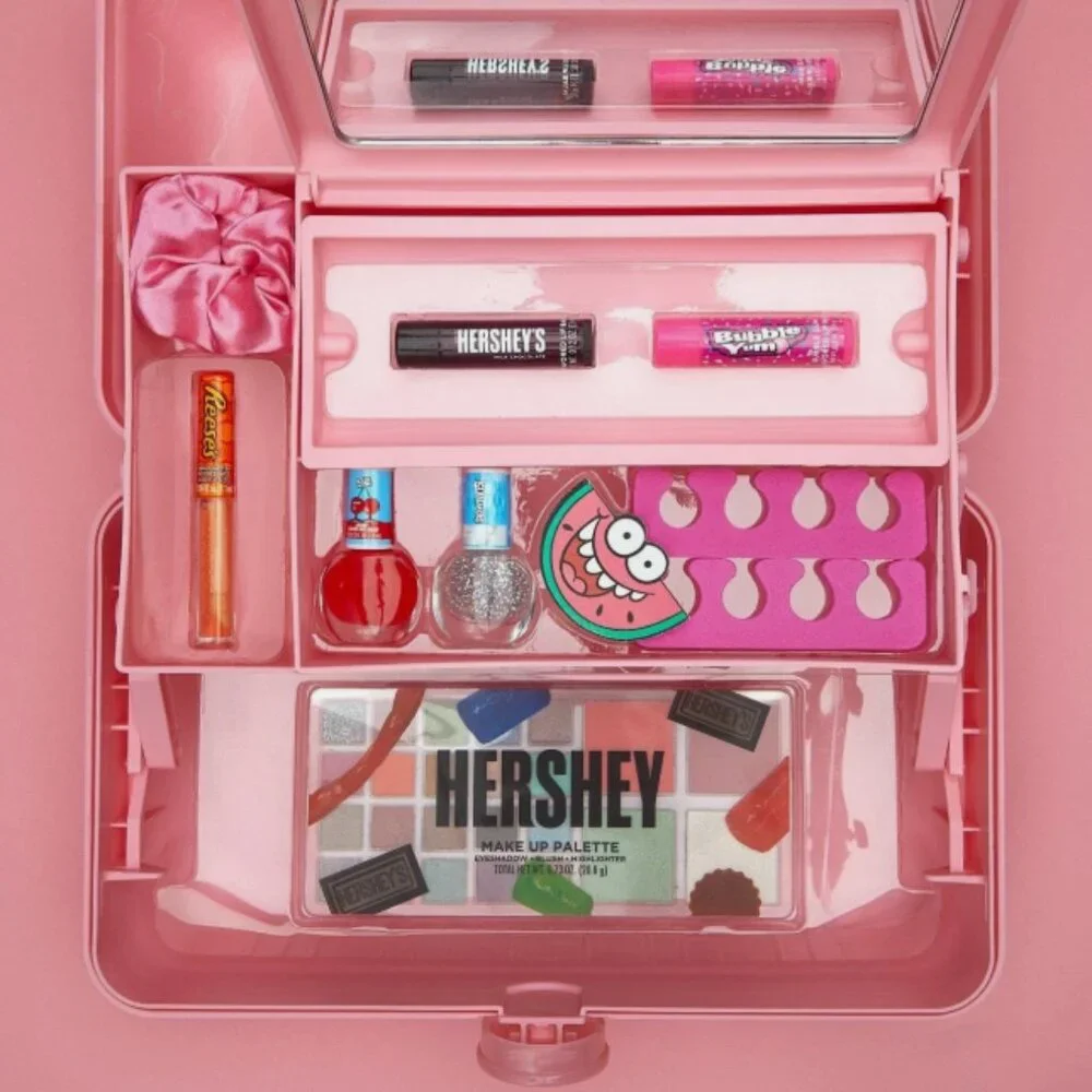 Caboodles x Taste Beauty x Hershey's On The Go Girl Caboodles‎ | Pink | NWT